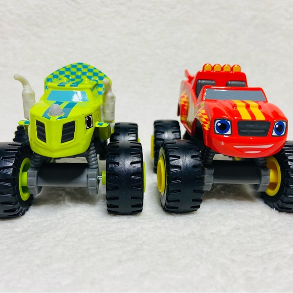 3” Blaze and the Monster Machines Diecast Trucks Zag + Blaze - Picture 8 of 11